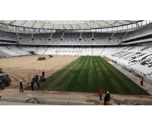 posa prato a rotoli per Besiktas Vodafone Arena
